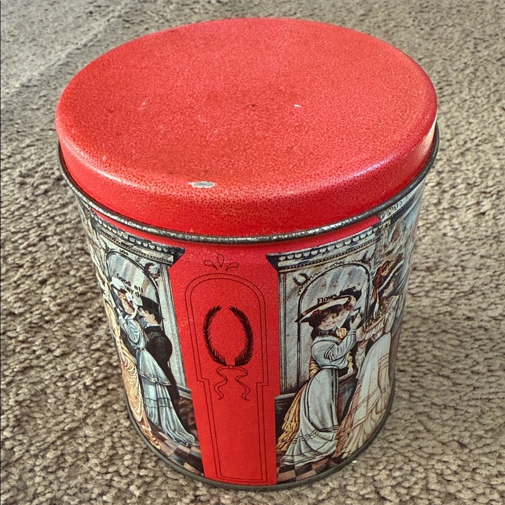 Coca-Cola Decorative Tin with Red Top - Picture 8 of 12